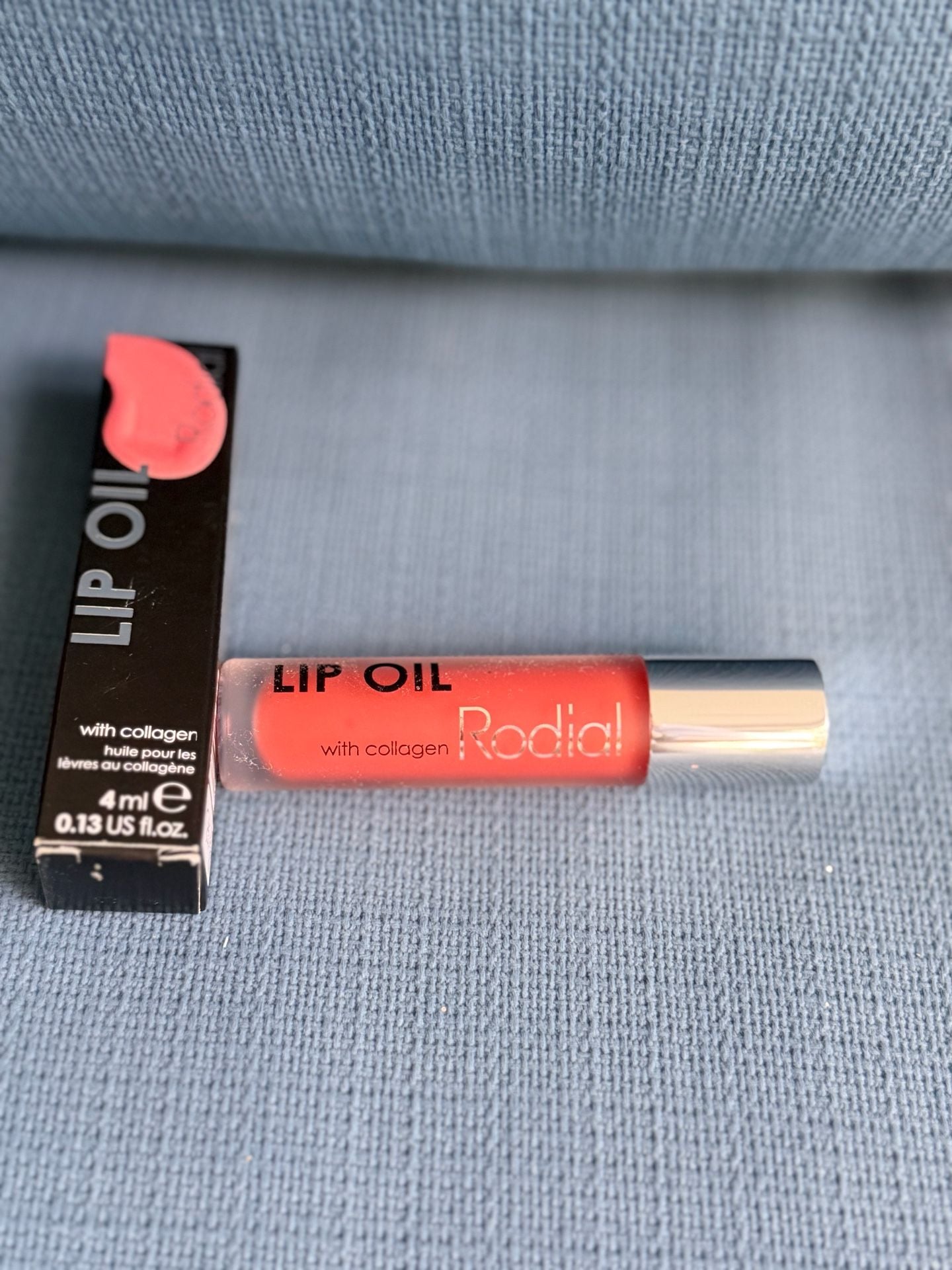 Rodial Lip Oil with Collagen Size 4ml Sugar Coral 3