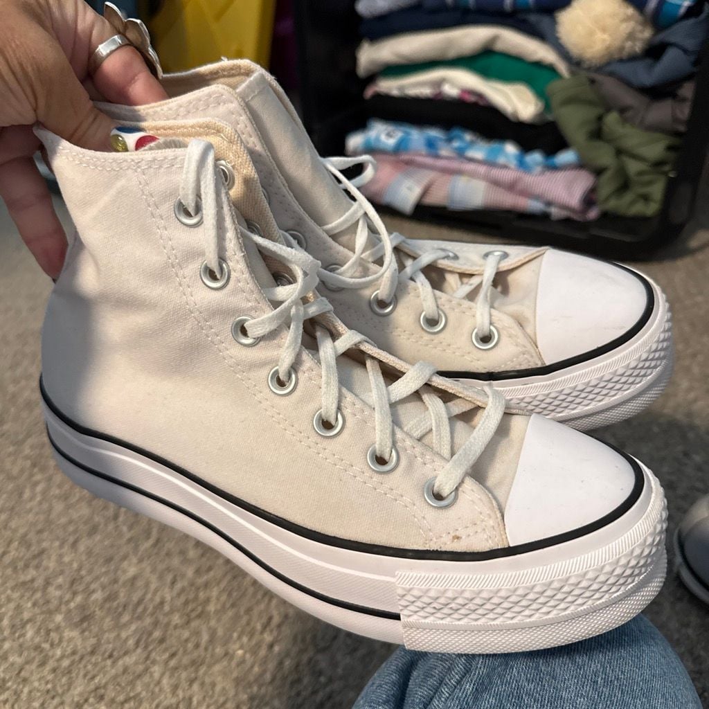Converse Chuck Taylor All Star Lift Platform Size 7 2