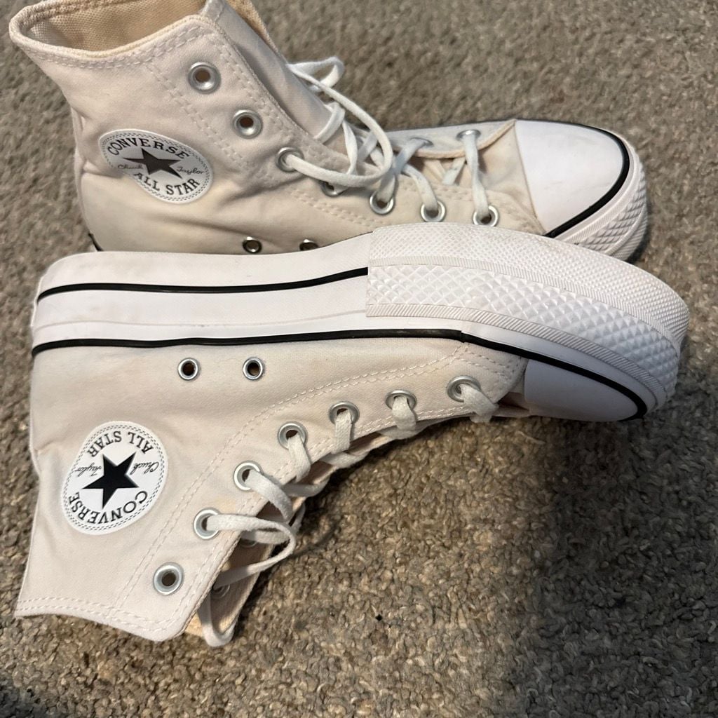 Converse Chuck Taylor All Star Lift Platform Size 7 3