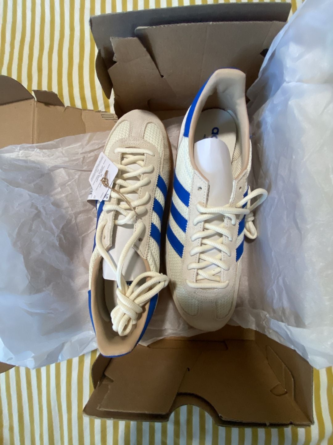 Adidas Handball Spezial Size 8 mens Cream White Blue Gum 5