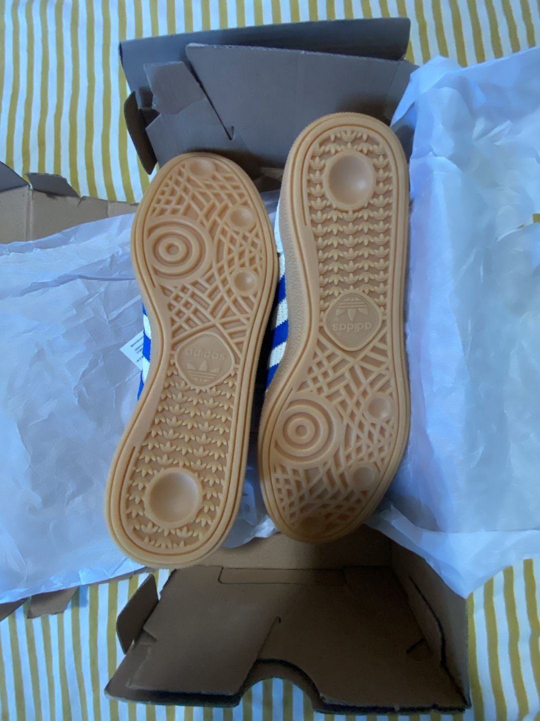 Adidas Handball Spezial Size 8 mens Cream White Blue Gum 6