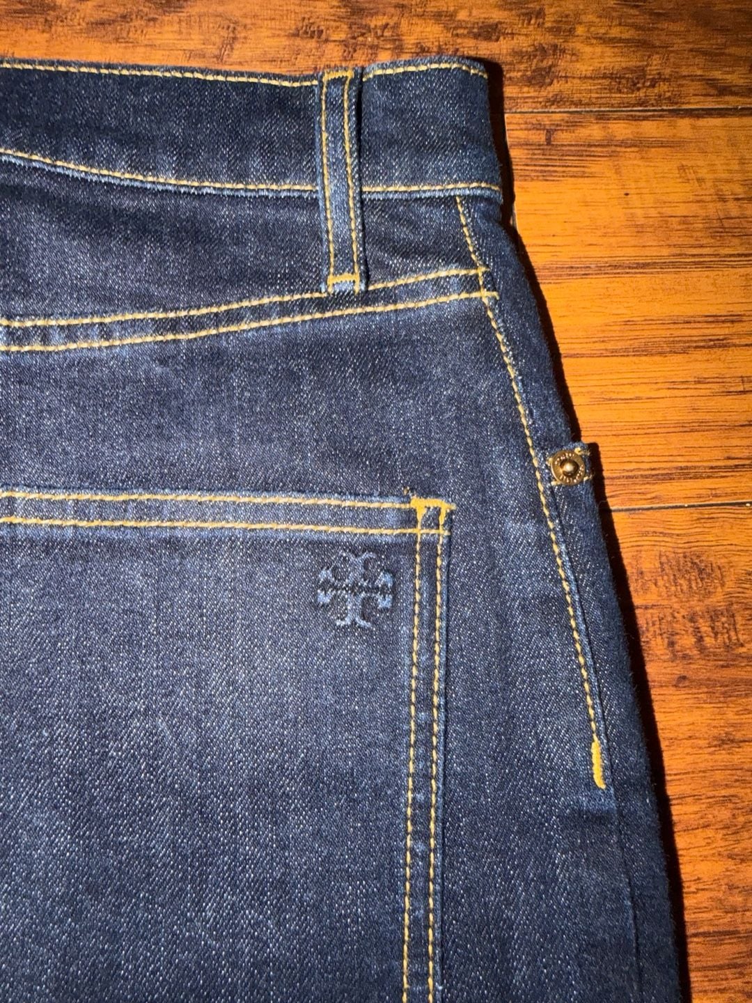 Tory Burch Jeans Size 27 Dark Wash Denim Flare Pants 7