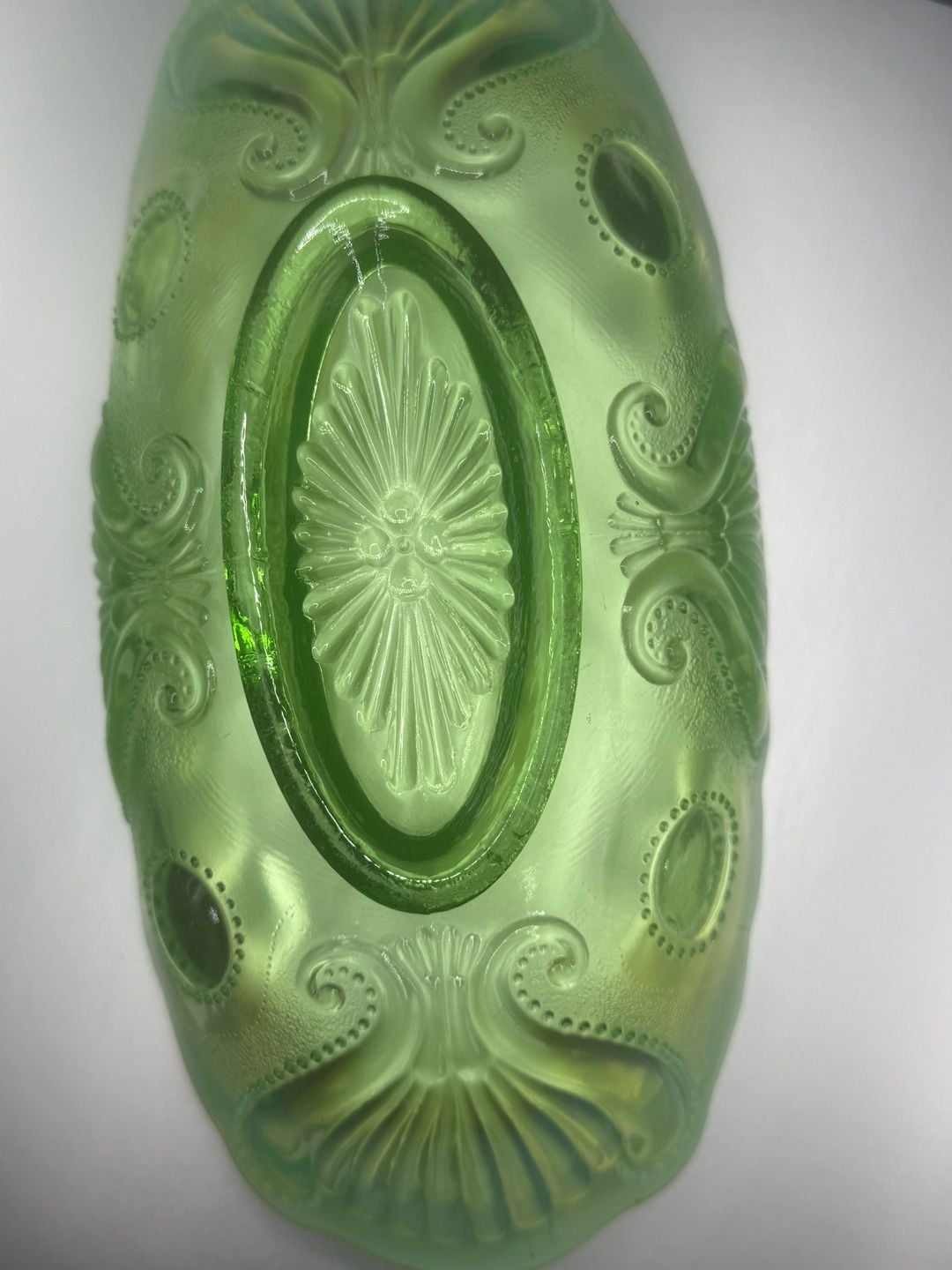 Jefferson Glass Green Opalescent Banana Boat 3