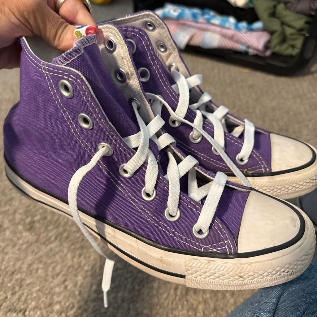 Converse Chuck Taylor All Star Hi Size 7 Purple 2