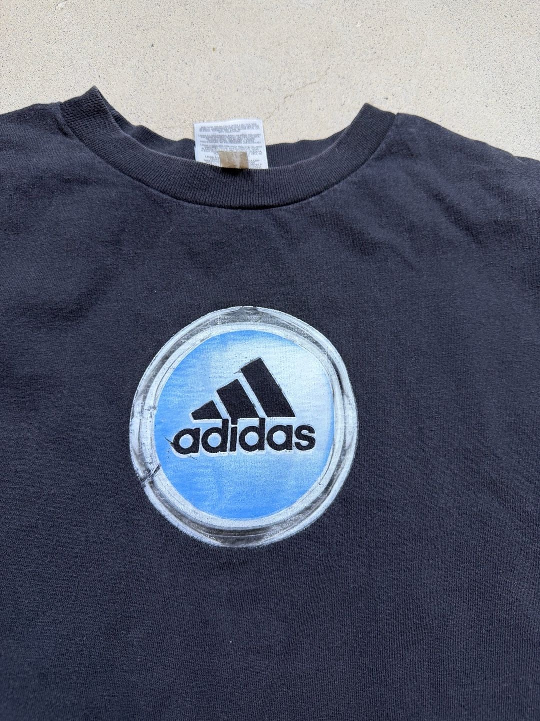 Adidas Graphic T-Shirt Size L Black Circle Logo Y2K Vintage L 4