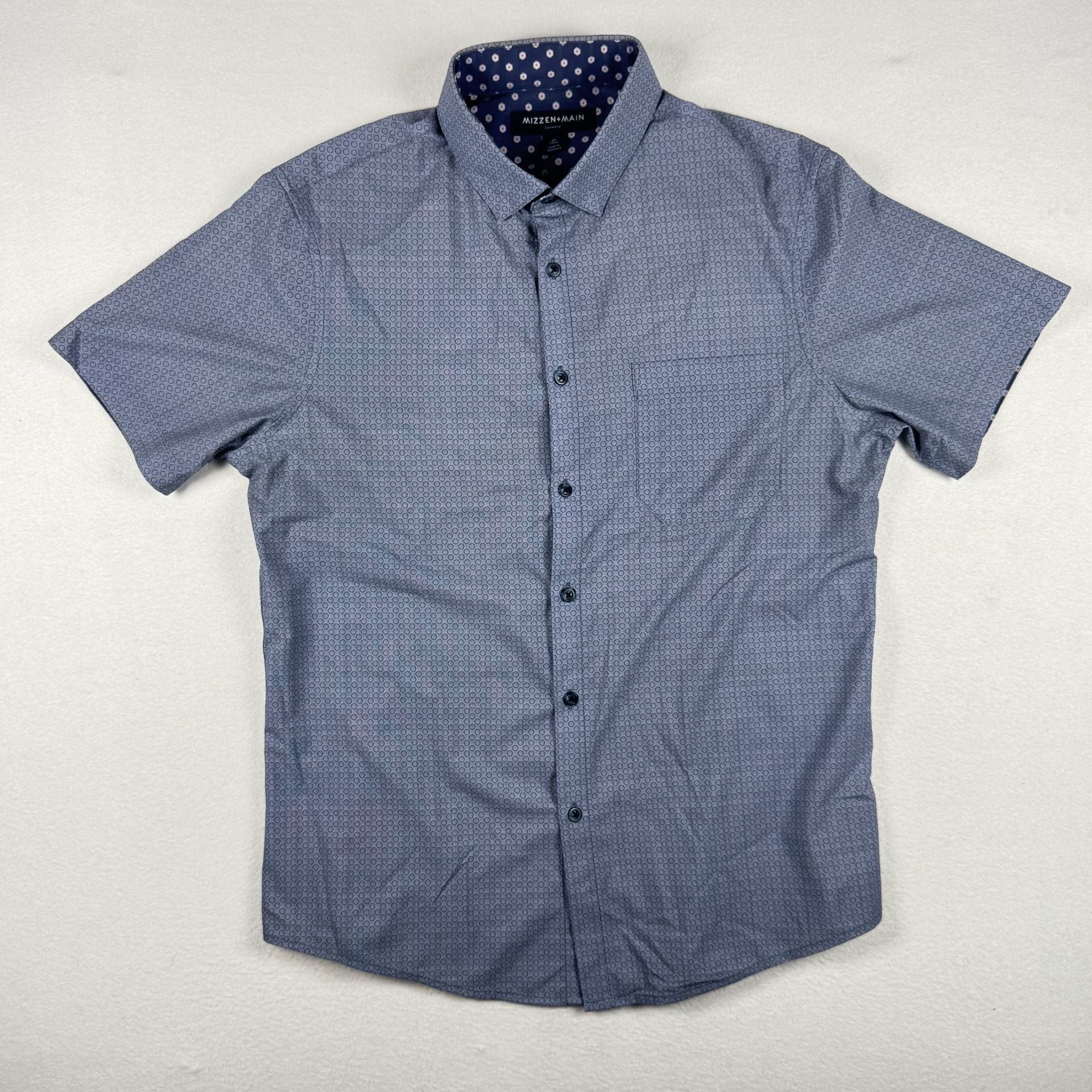 Mizzen + Main Leeward Short Sleeve Shirt Size M Trim Blue Geometric 2