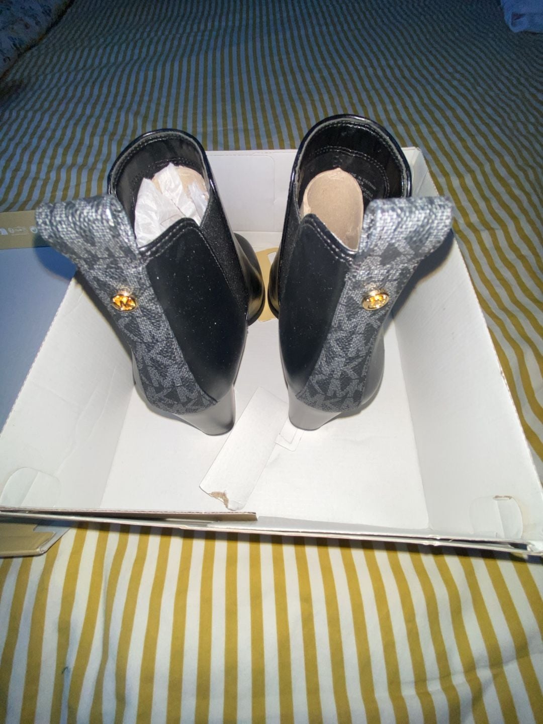 Michael Michael Kors Evaline Heeled Bootie Size 7.5M Black Faux Leather 8