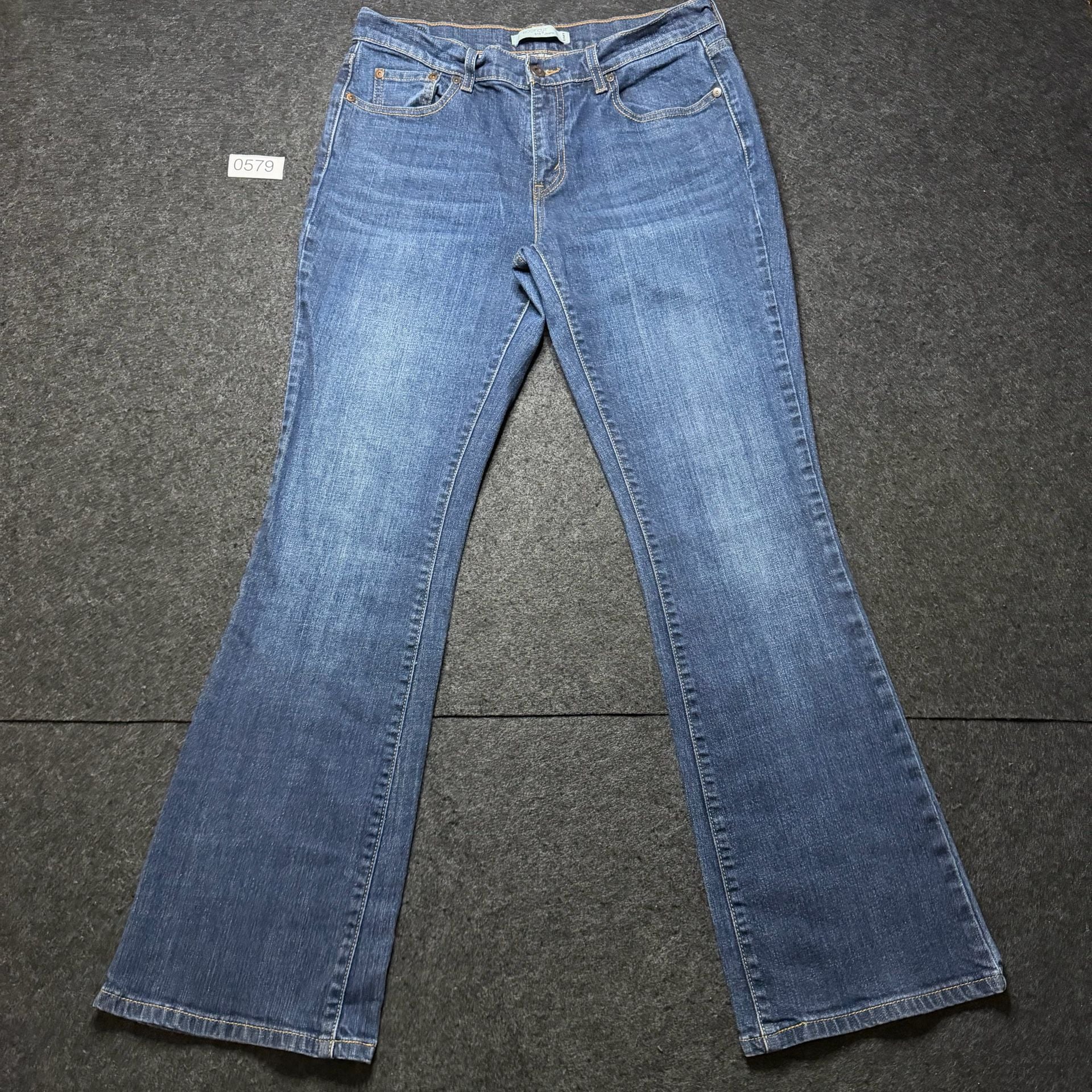 Levi’s Boot Cut jeans 2