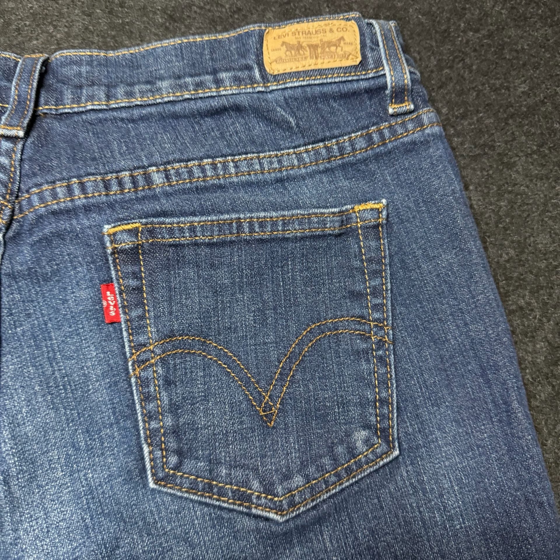Levi’s Boot Cut jeans 7