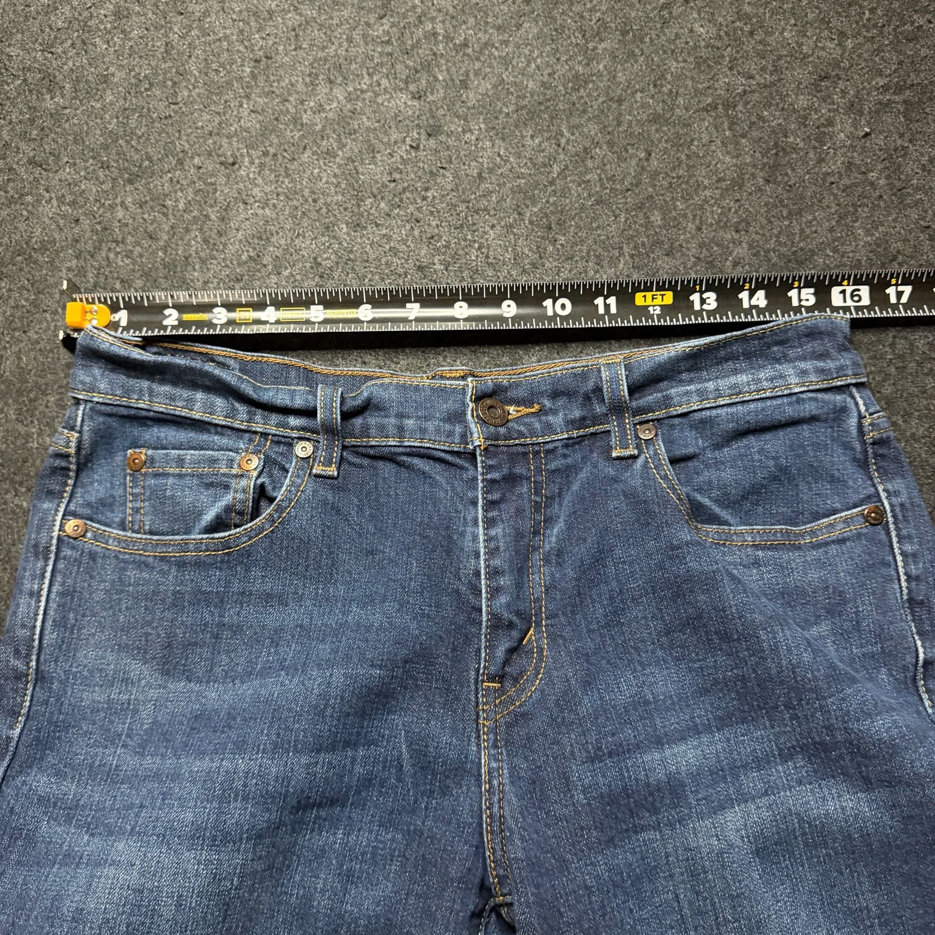 Levi’s Boot Cut jeans 9