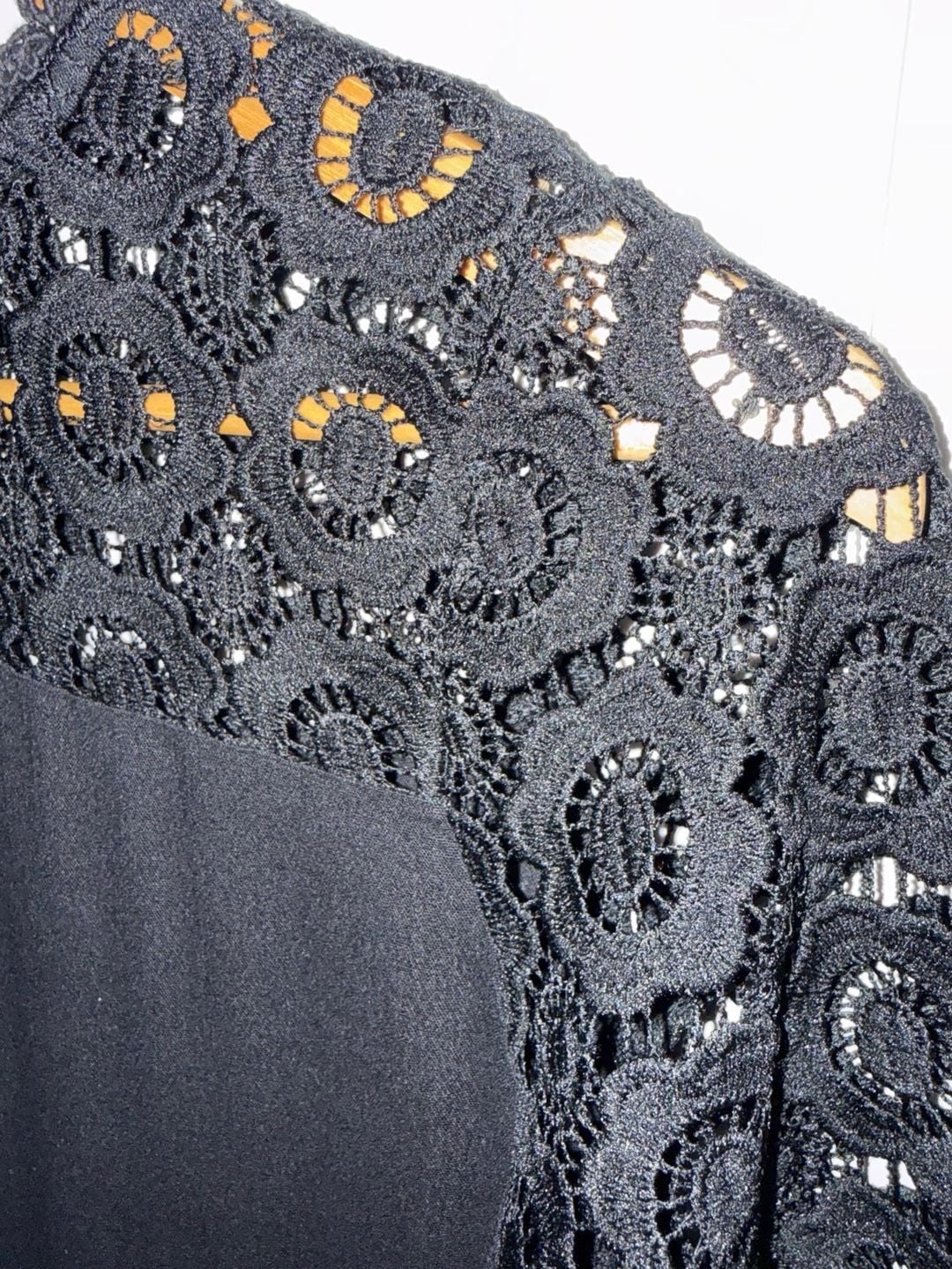 Chloah Black Lace Crochet Long Sleeve Blouse Size L 7