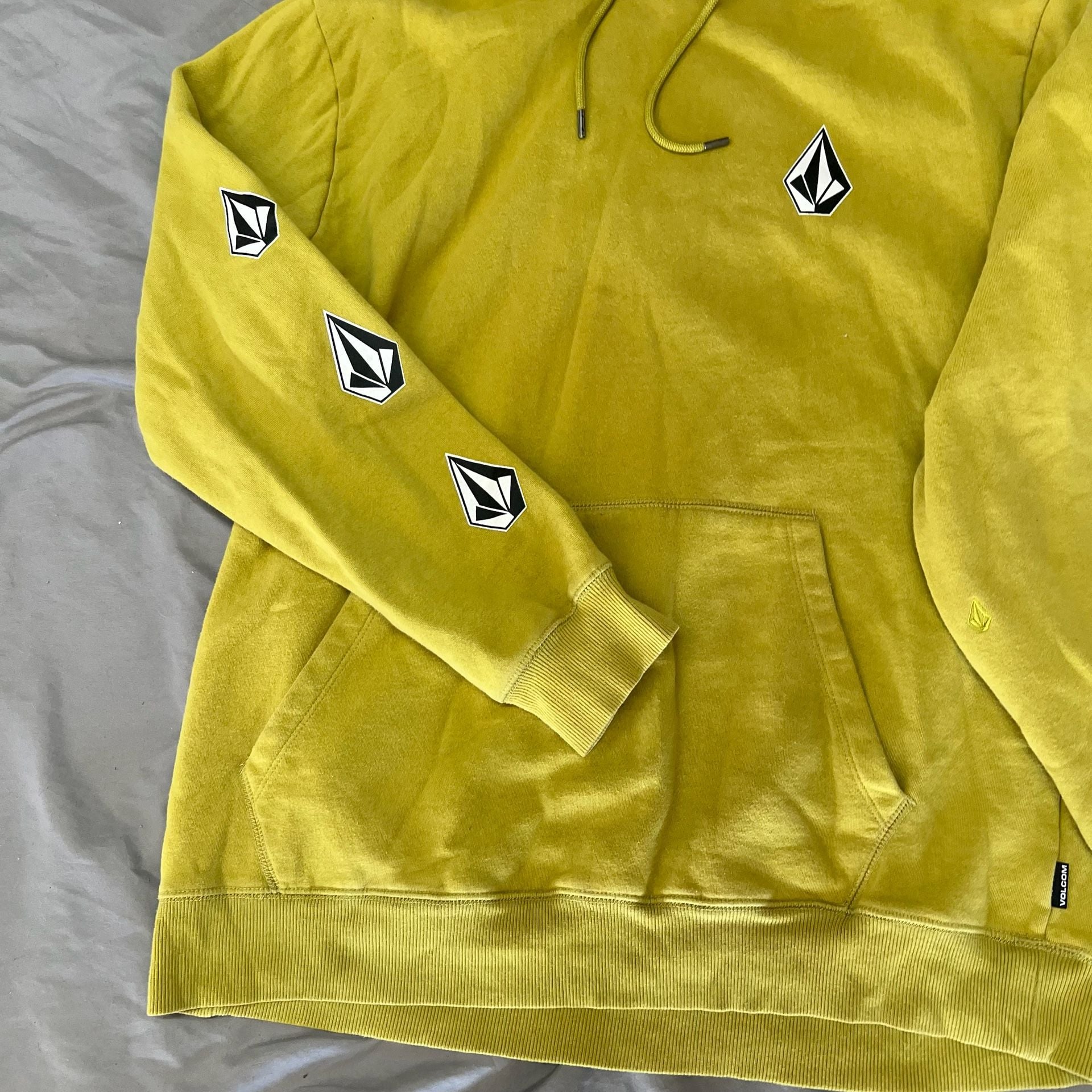 Volcom Stone Logo Yellow Hoodie 11