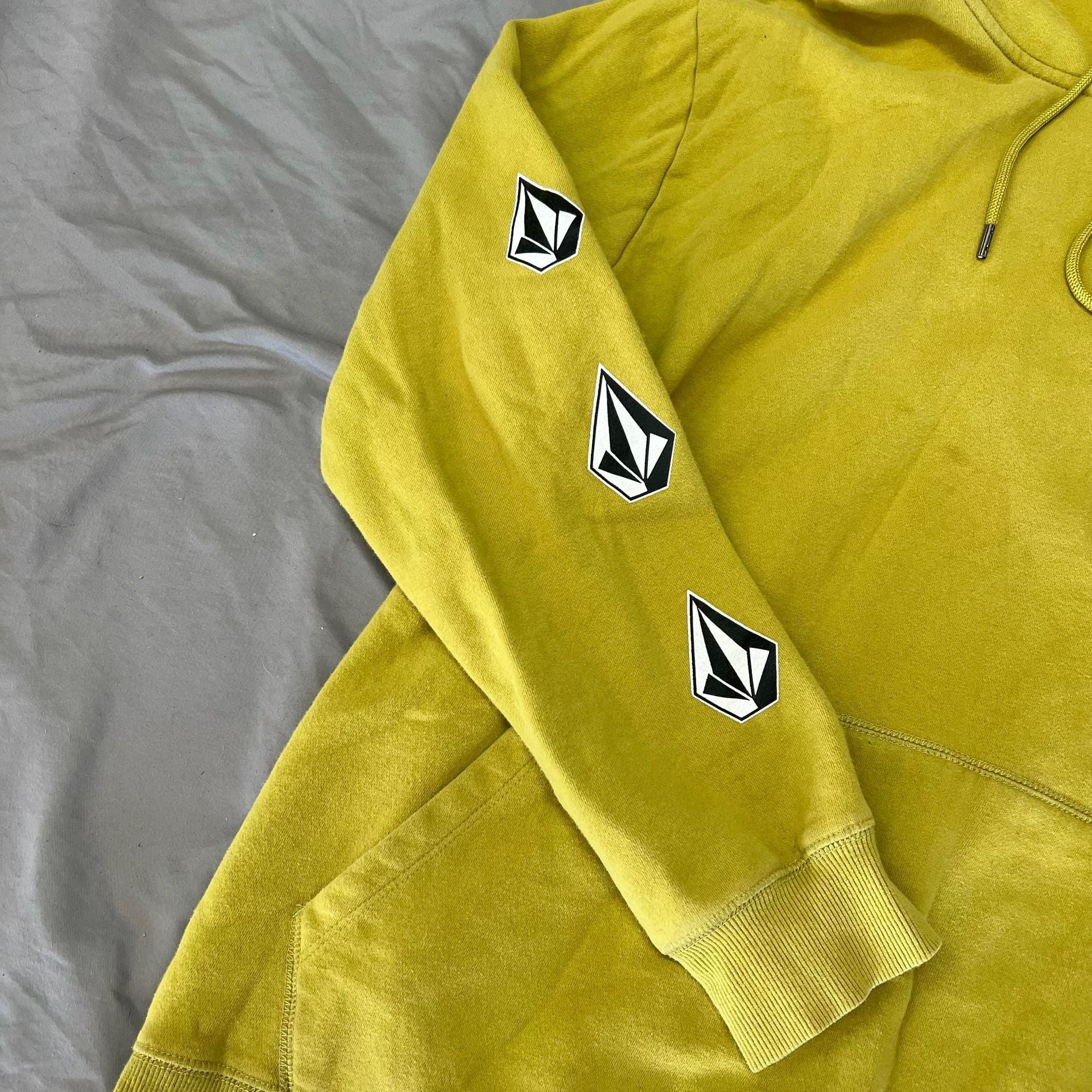 Volcom Stone Logo Yellow Hoodie 14