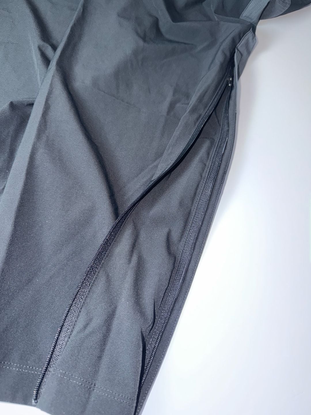 NWT Nike UGA Georgia Bulldogs Team Issue Black Gray Pants 10