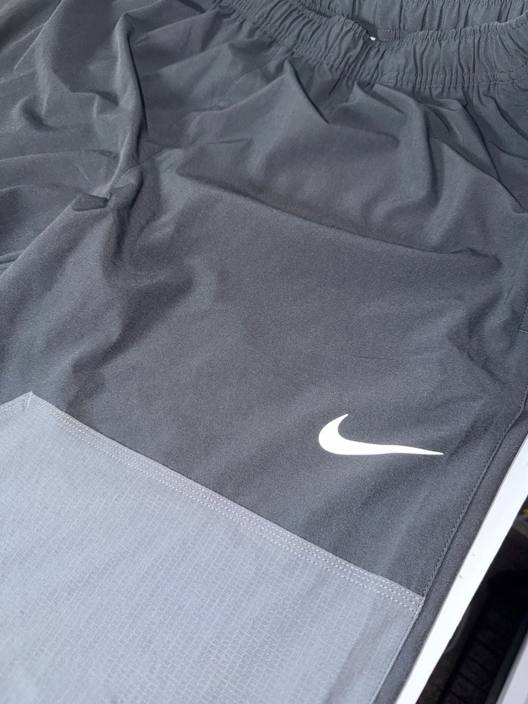 NWT Nike UGA Georgia Bulldogs Team Issue Black Gray Pants 11