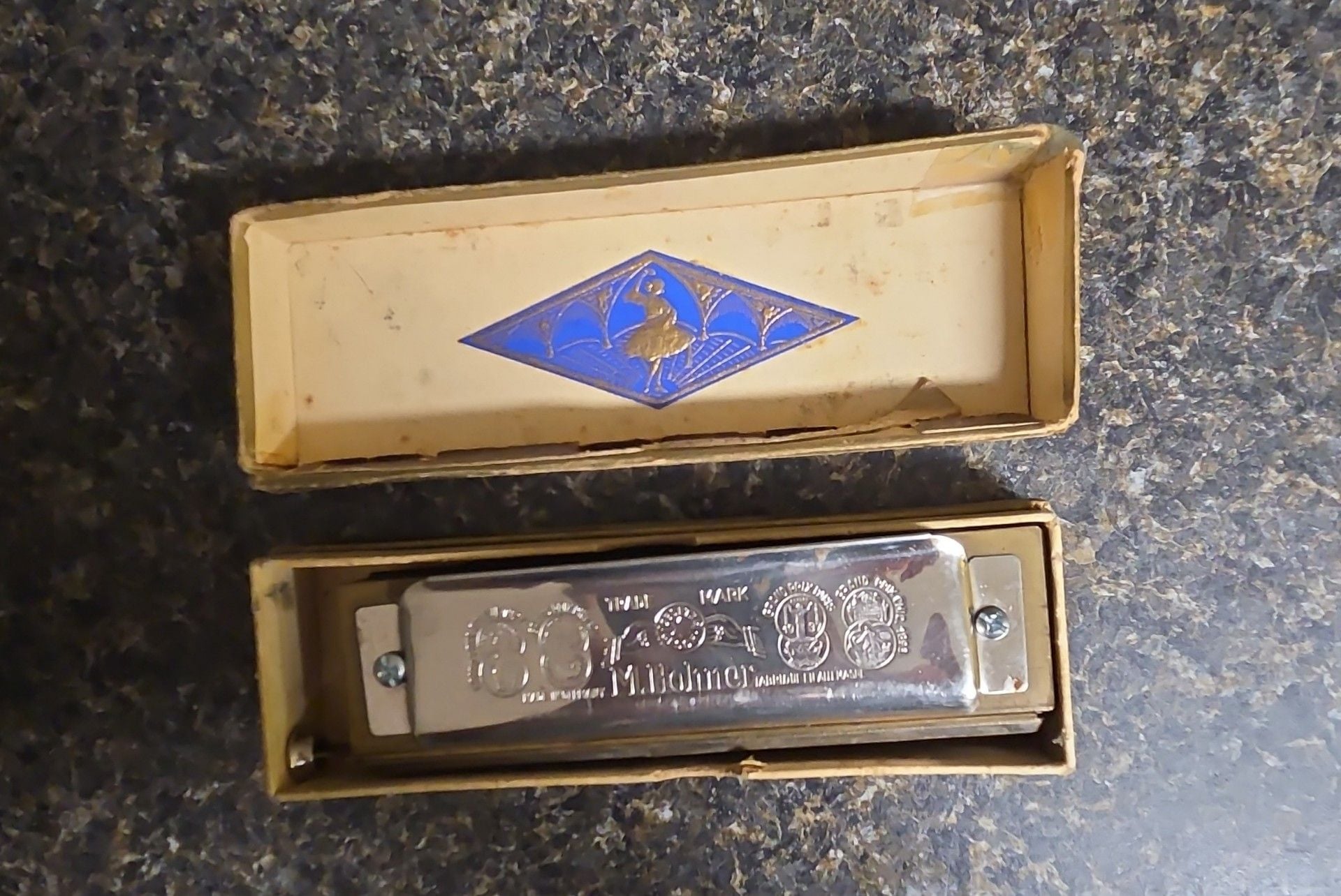 M. Hohner The Chromonica Chromatic Harmonica Key of C Vintage Case 3