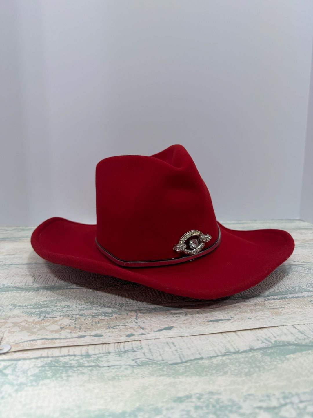 Goorin Brothers Red Felt Western Cowboy Hat Rhinestone Concho Band 11