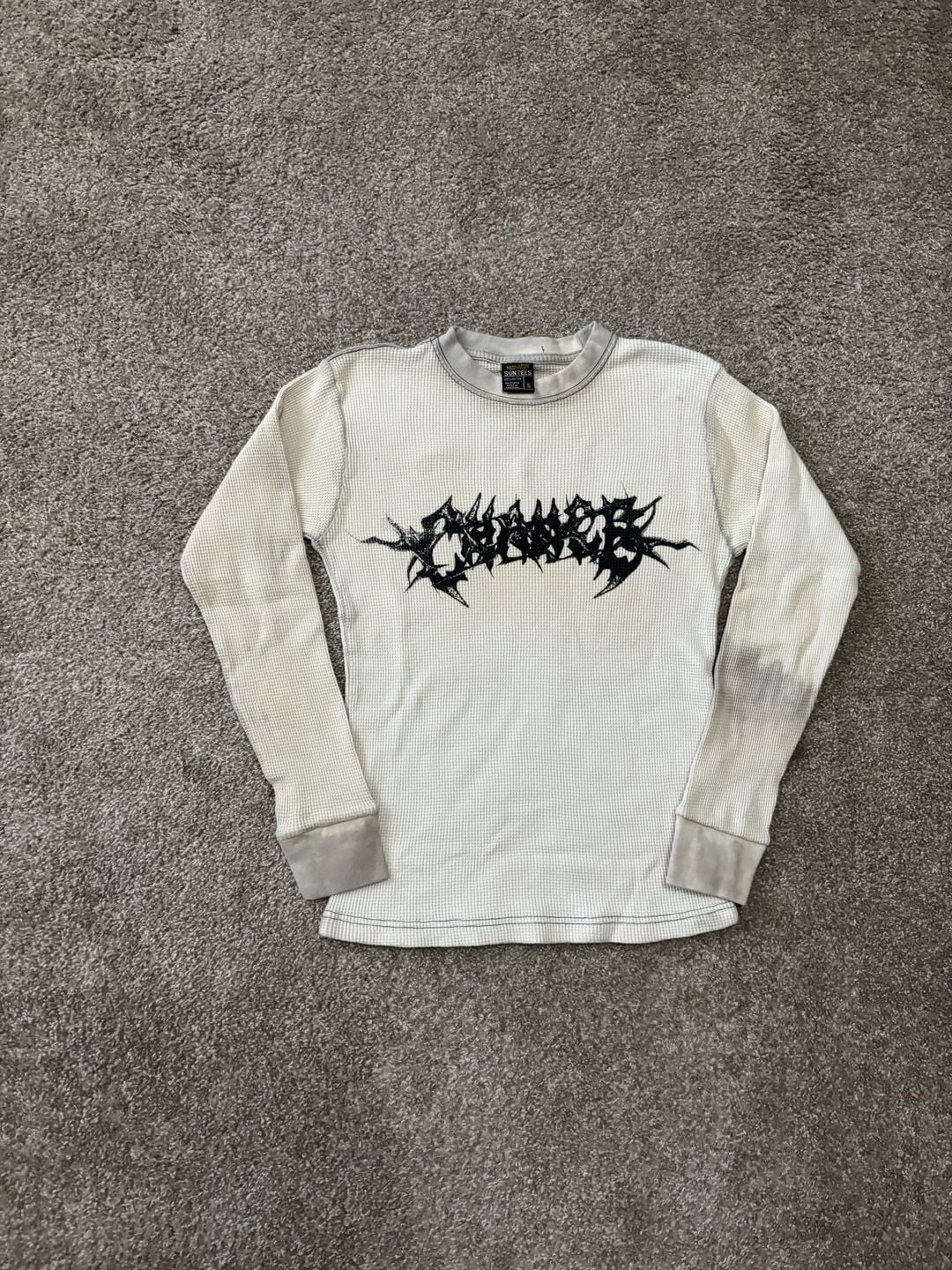 Early 2000s Sun Tees Heavyweight Graphic Waffle Long Sleeve Thermal Shirt Size S Off White 2