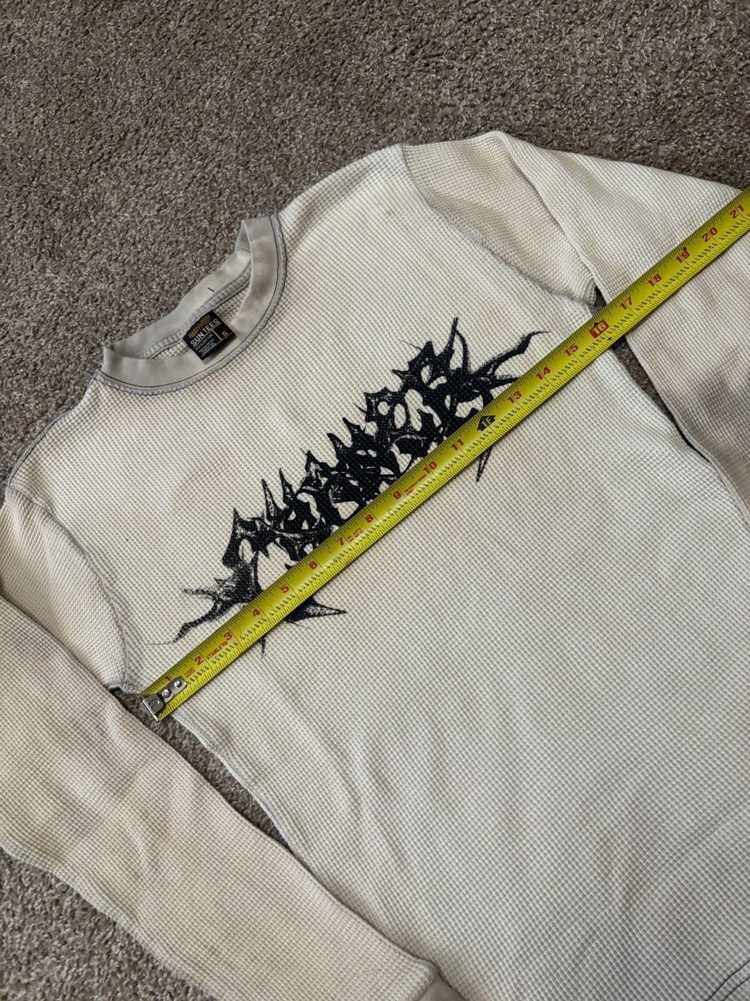 Early 2000s Sun Tees Heavyweight Graphic Waffle Long Sleeve Thermal Shirt Size S Off White 4