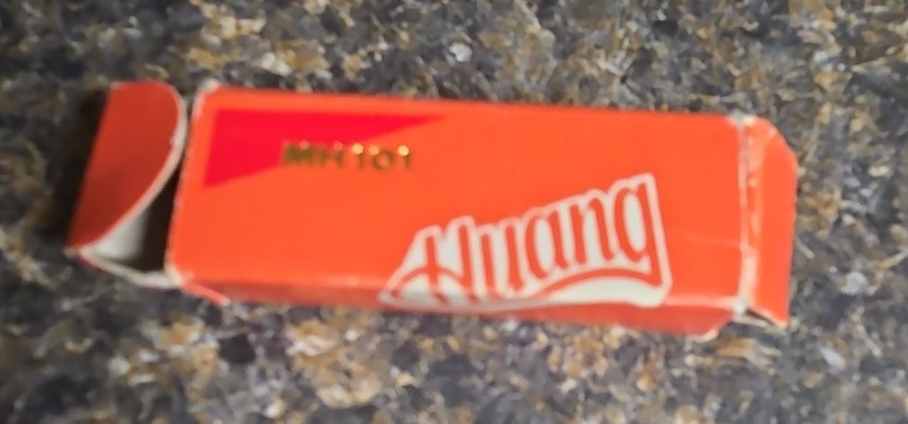 Huang Starlet MH101 Harmonica Keychain 2