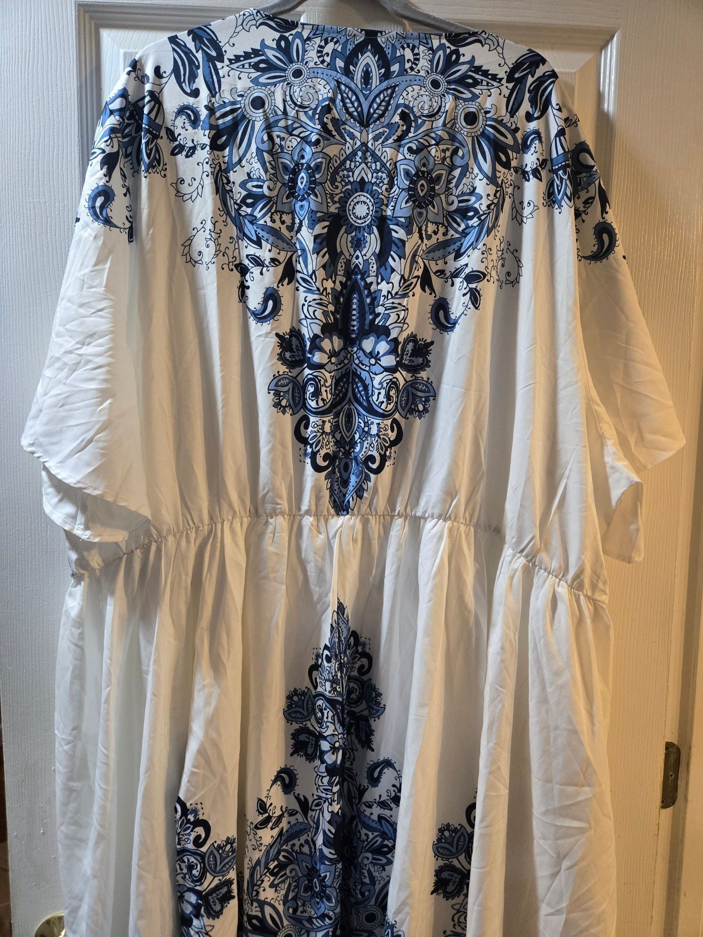 BloomChic Blue White Paisley Dress Size US 30 V-Neck Maxi 4
