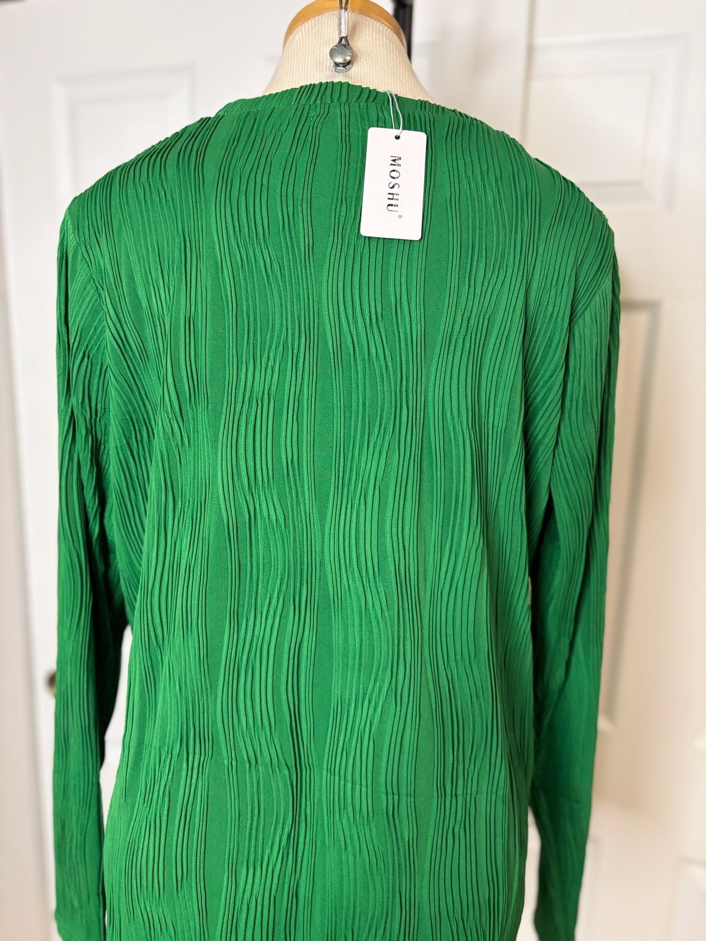 106-Moshu Pleated Long Sleeve Top Size XL Green Crewneck Blouse 4