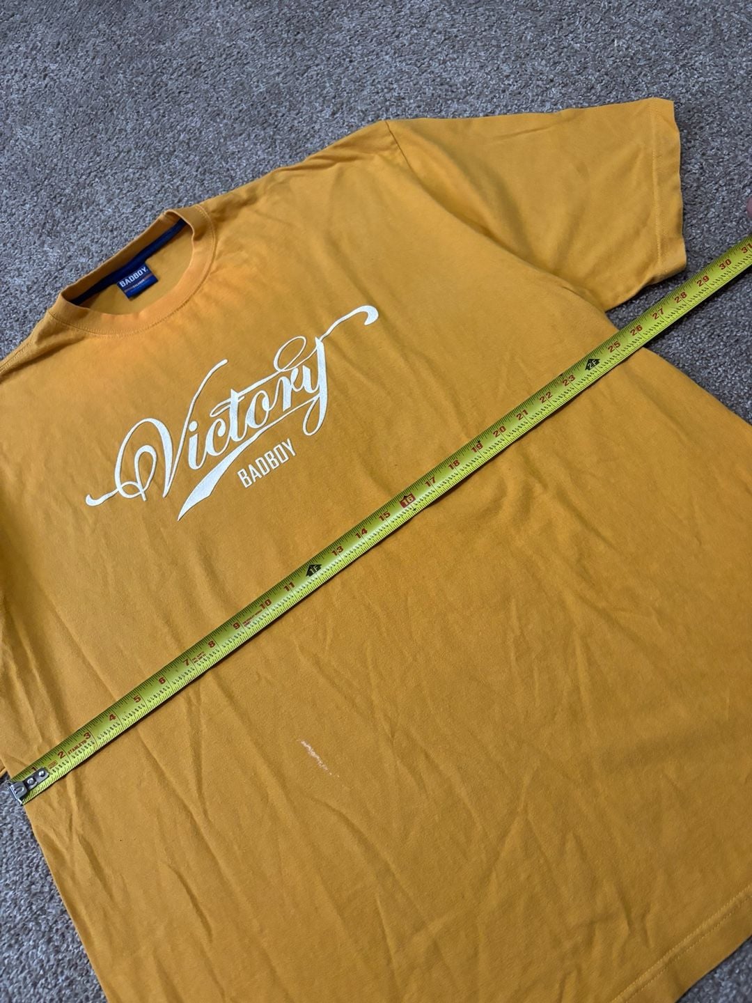 Early 2000s Bad Boy Victory Graphic T-Shirt Size 2XL Gold Yellow Short Sleeve 4