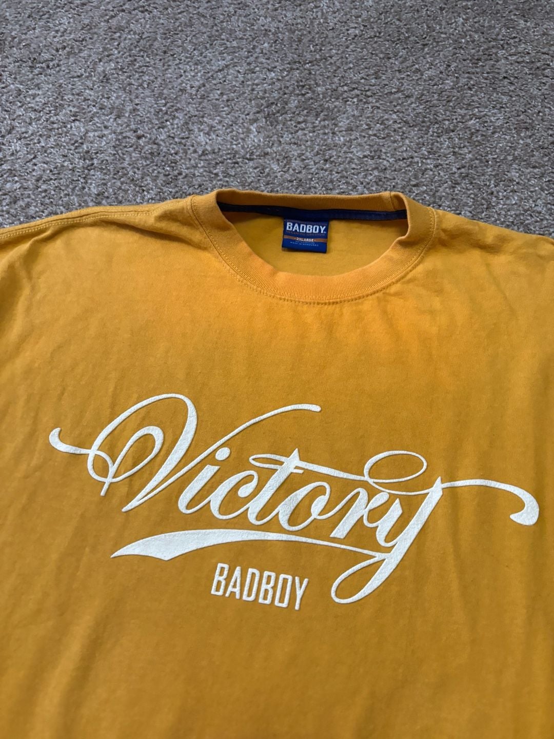 Early 2000s Bad Boy Victory Graphic T-Shirt Size 2XL Gold Yellow Short Sleeve 5