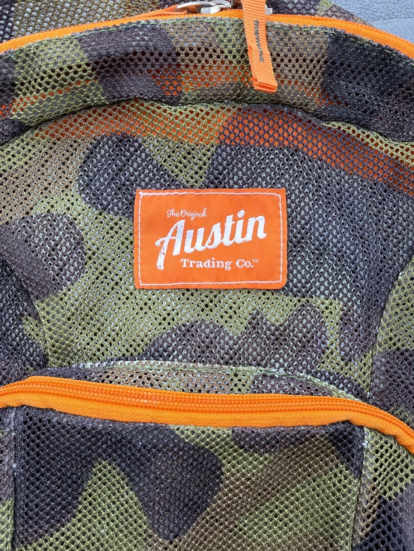 Austin Trading Co. Camo Mesh Backpack Orange Green 8
