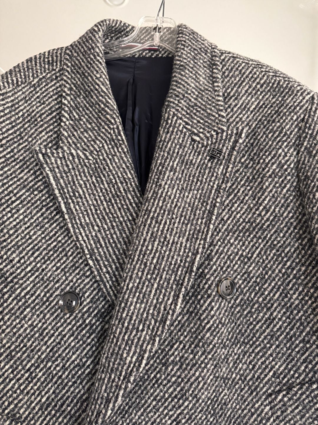 Tommy Hilfiger 100% Wool Italian Fabric Double Breasted Long Coat L NWOT 8
