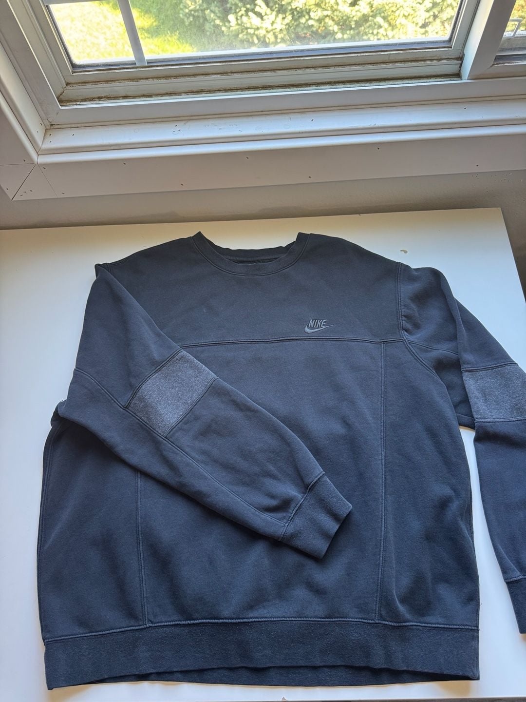 Nike CZ9966-010 Sweatshirt Size XL Black Crewneck 3