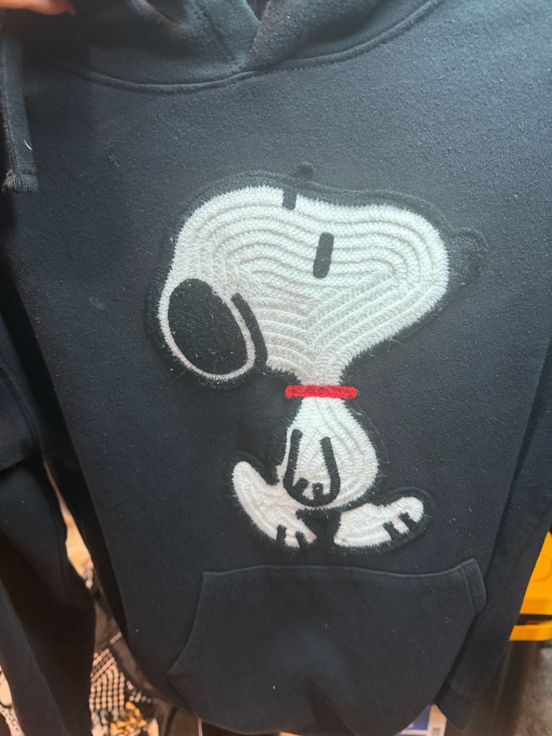 Peanuts Snoopy Hoodie Size M Black Embroidered Pullover Sweatshirt 4