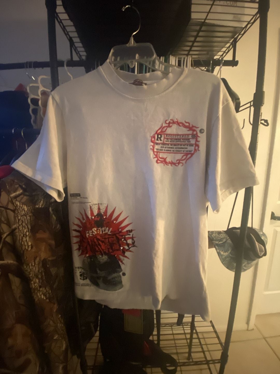 Tenacity Studios Graphic T-Shirt Size M White Skull Festival 2