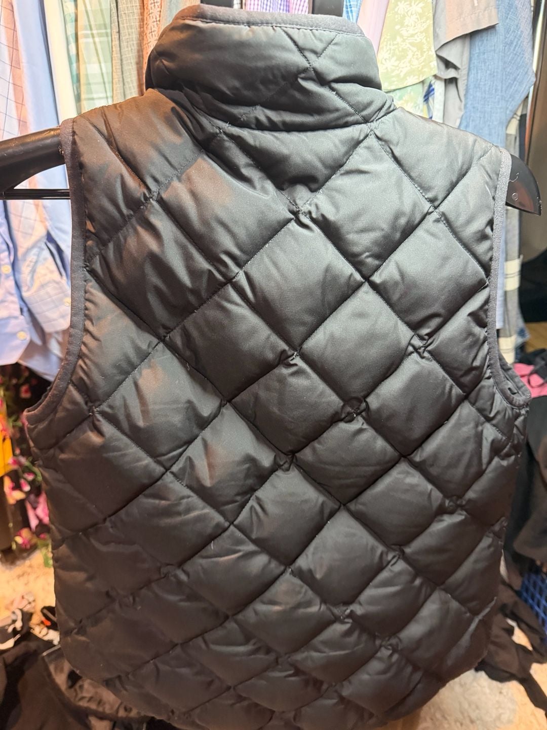 J.Crew Quilted Vest Size XS Black Gold Snaps 4