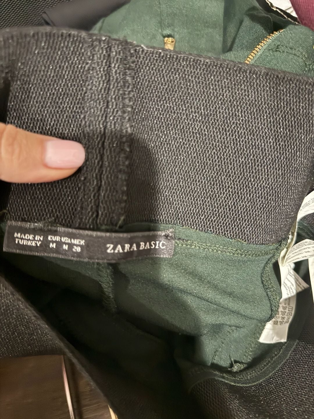 Zara Basic Pants Size M Green High Waist Zip Hem 4