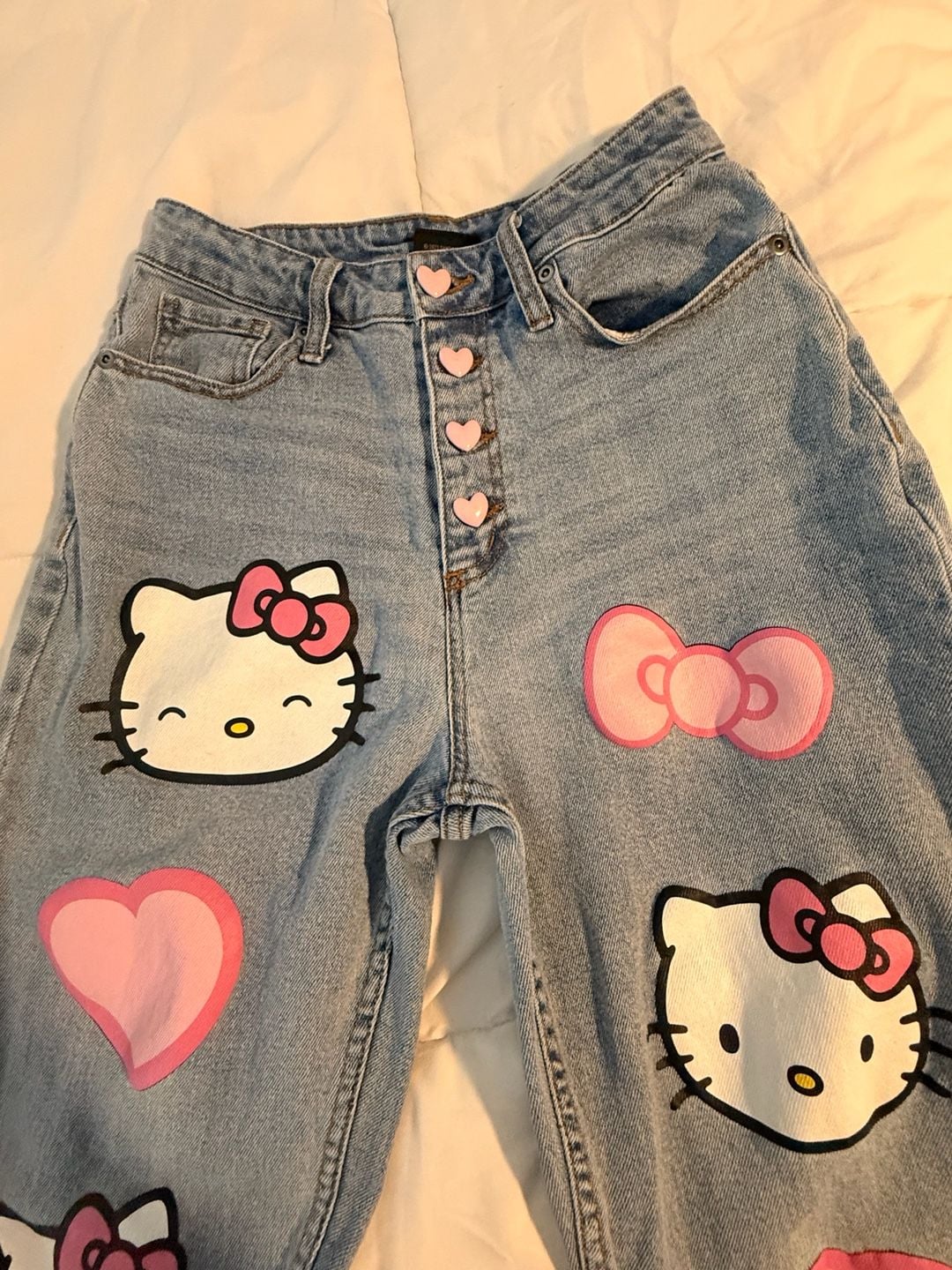 Sanrio Hello Kitty Hot Topic Mom Jeans Blue Graphic Print 10