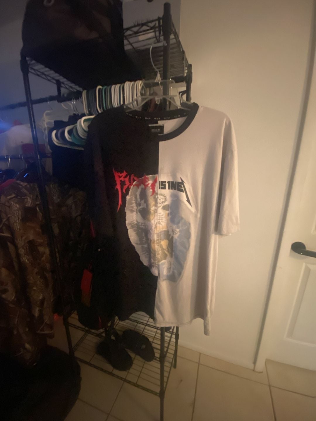 Rise As 1ne Graphic T-Shirt Size XL Black White Split Band Tee 2