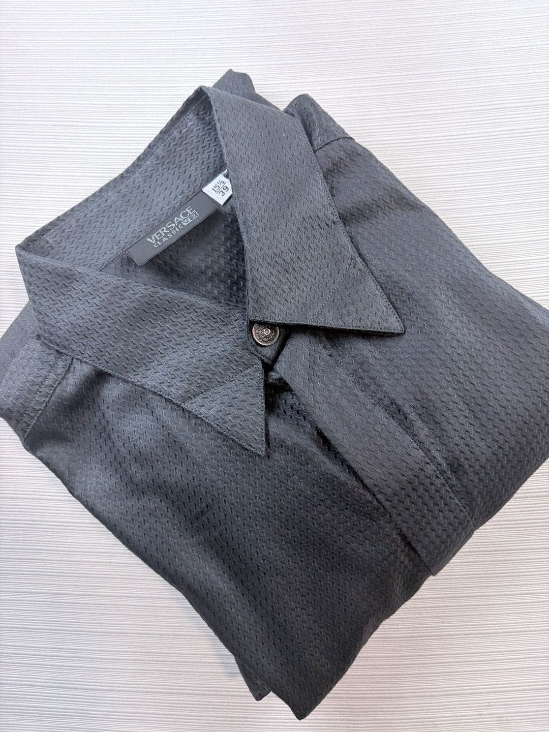 Versace Classic V2 Long Sleeve Button Up Shirt Size 15.5 39 Black Textured 9