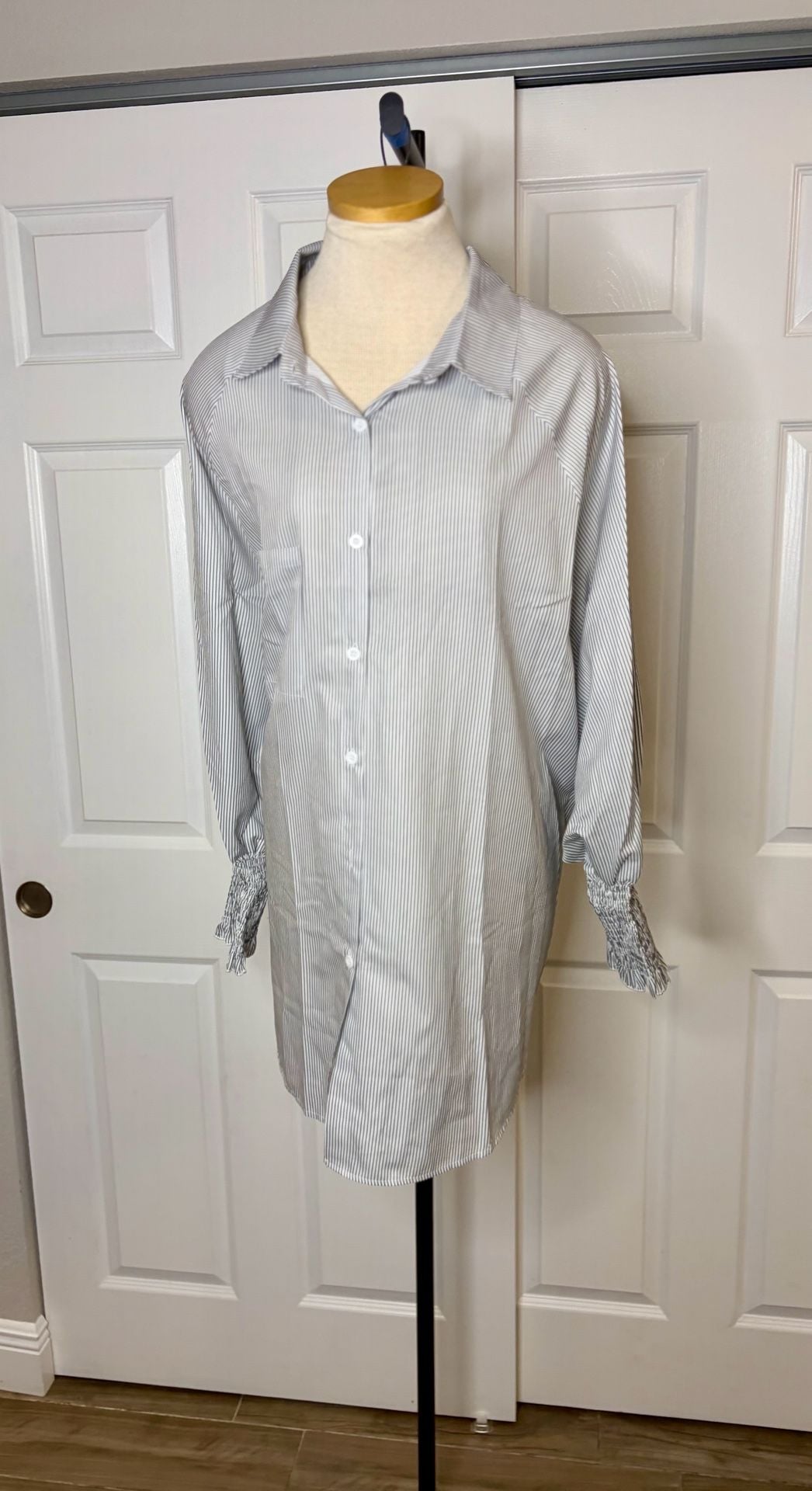 107-Unbranded Striped Oversized Button Down Shirt Dress Size 4XL 2