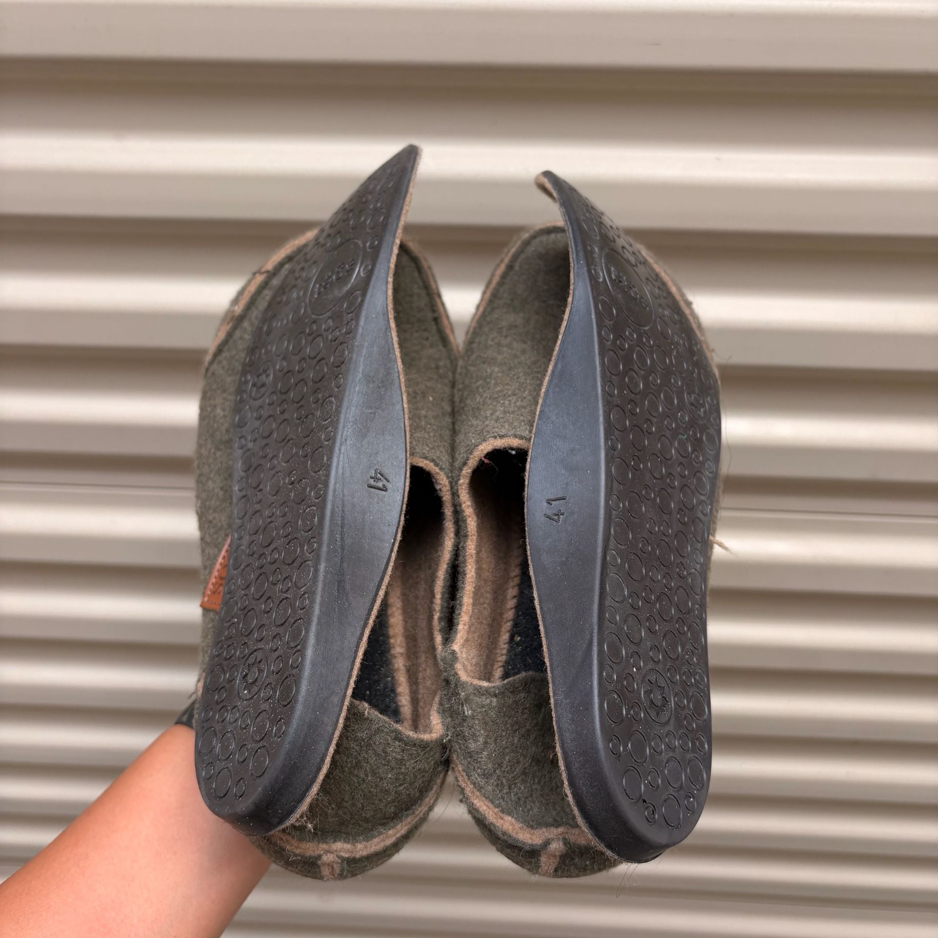 Unisex Convertawool Clogs 6