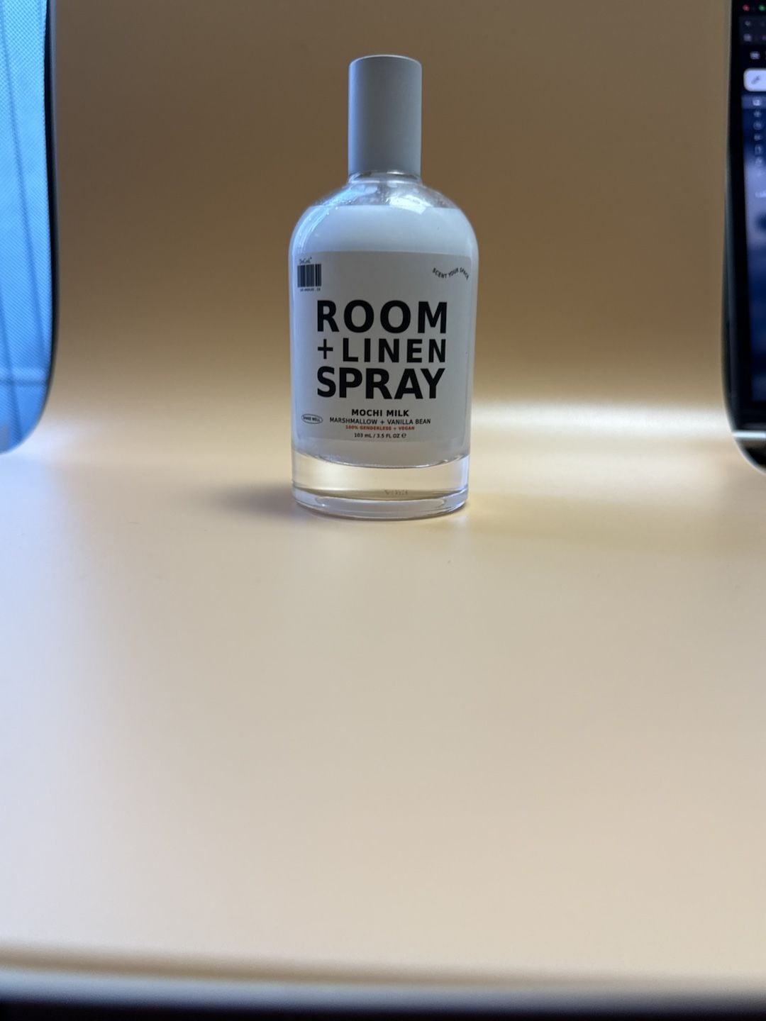 DedCool Mochi Milk Room + Linen Spray 3.5 Fl Oz 1