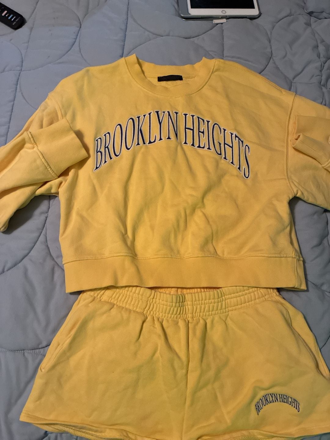 Zara Brooklyn Heights Sweatshirt And Shorts Set Size L/M Yellow NWOT A815 1