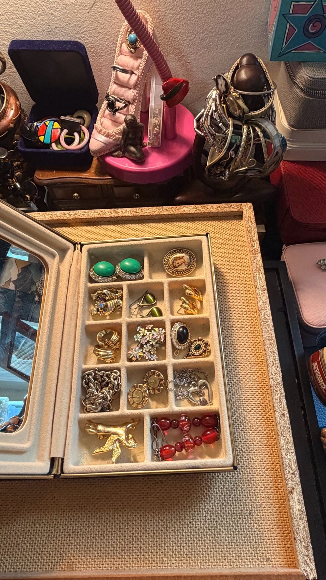Vintage Jewelry Box & Lot 5