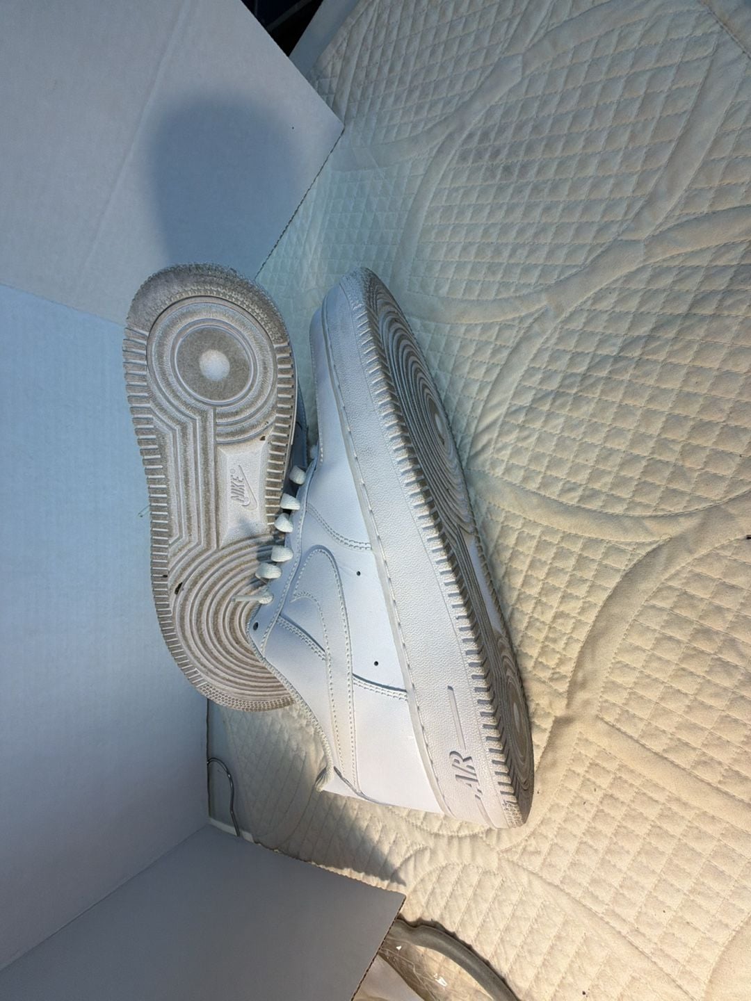 Nike Air Force 1 '07 Size 11 White Leather Sneakers 5