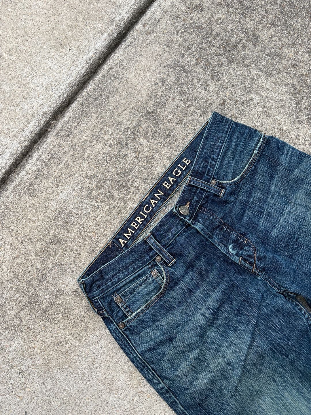 American Eagle Jeans Blue Denim Distressed 3