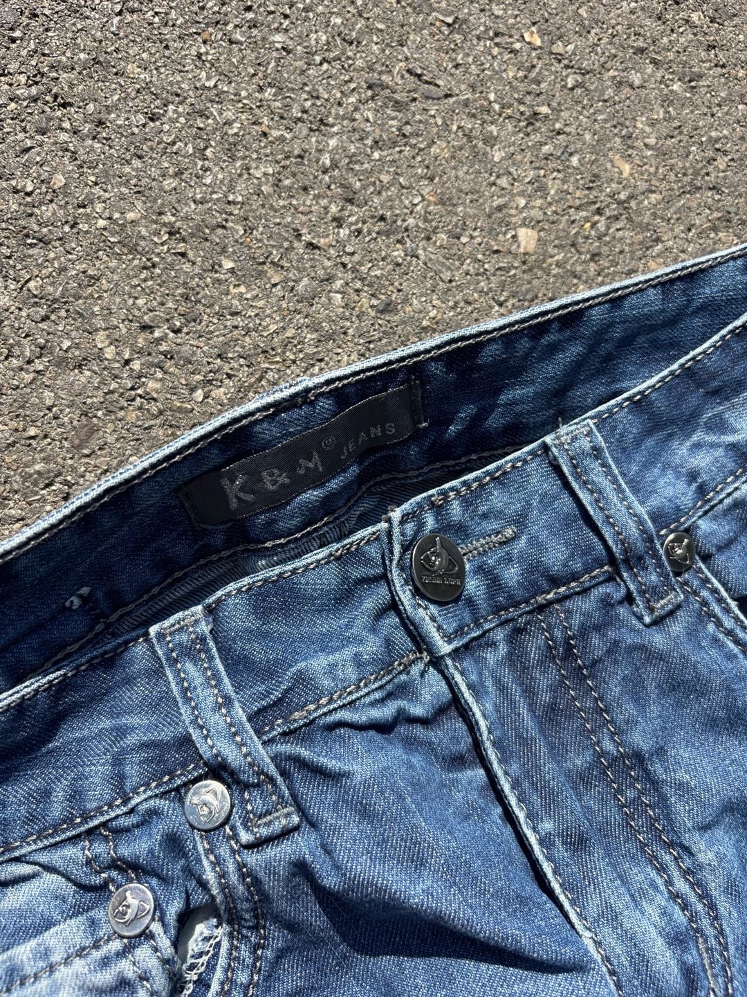 Product thumbnail 4