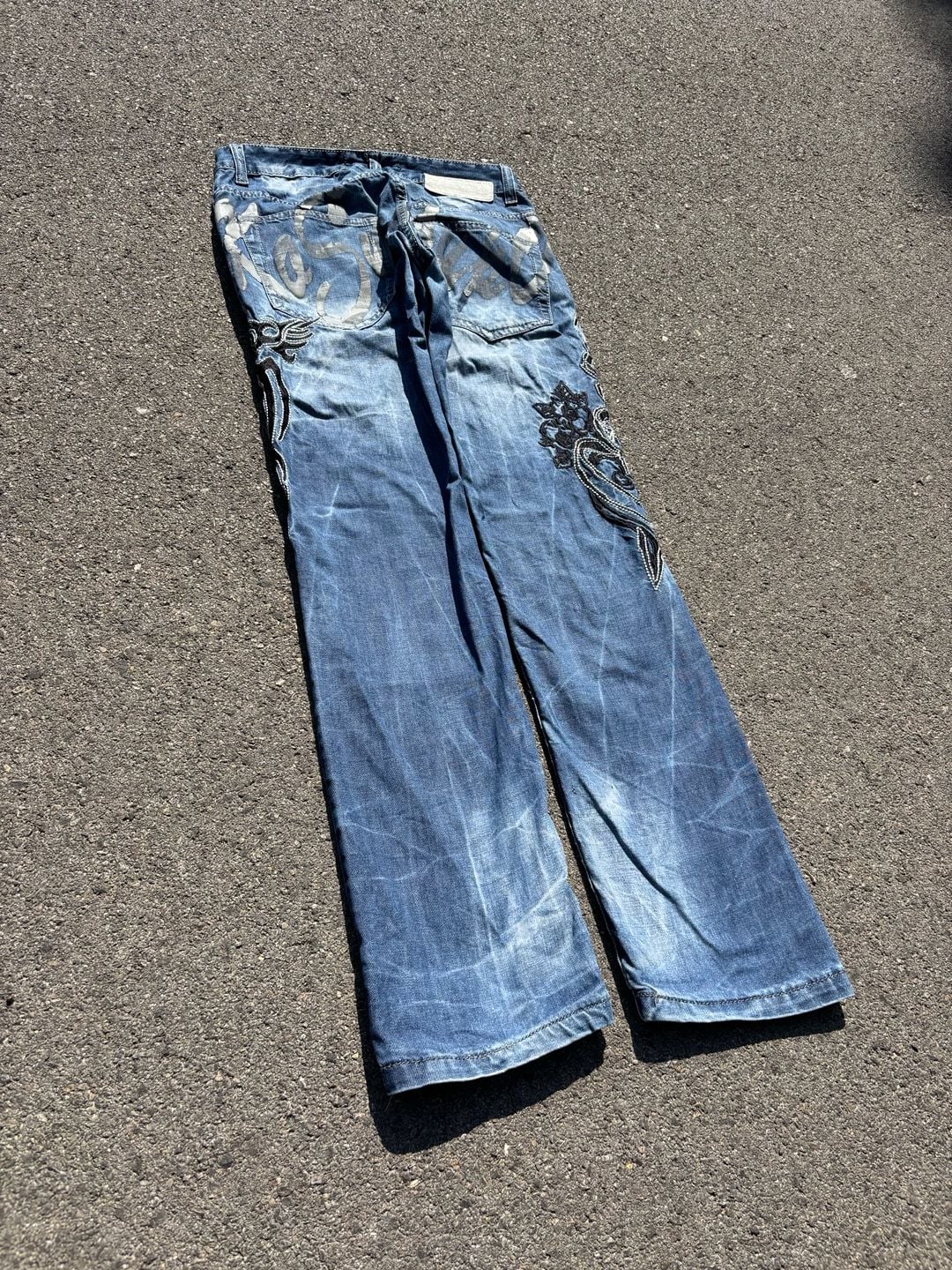 Kosmo Lupo Jeans Size 29 Y2K Distressed Tribal Embroidered Flared Bootcut Denim 7