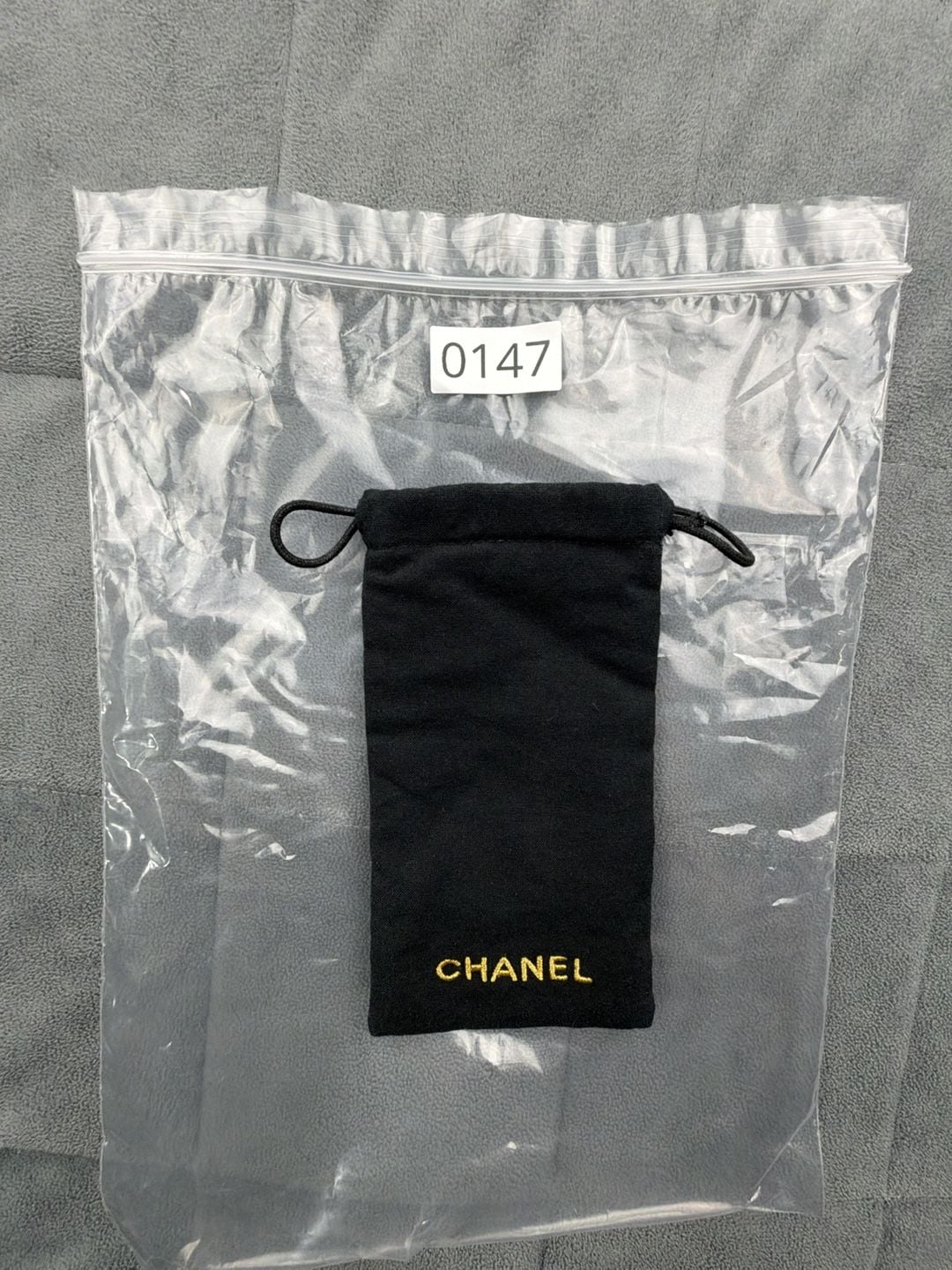 Chanel Black Drawstring Sunglasses Pouch Made In Italy 7