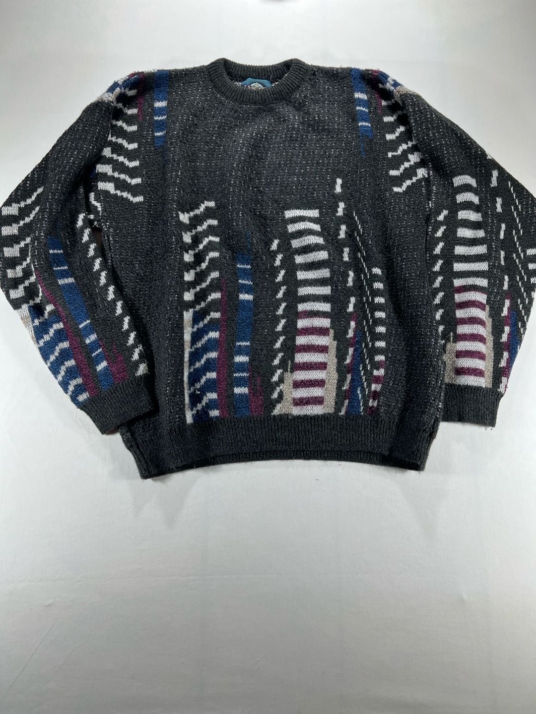 Jantzen Vintage 90s Abstract Geometric Knit Sweater Size L Charcoal 2
