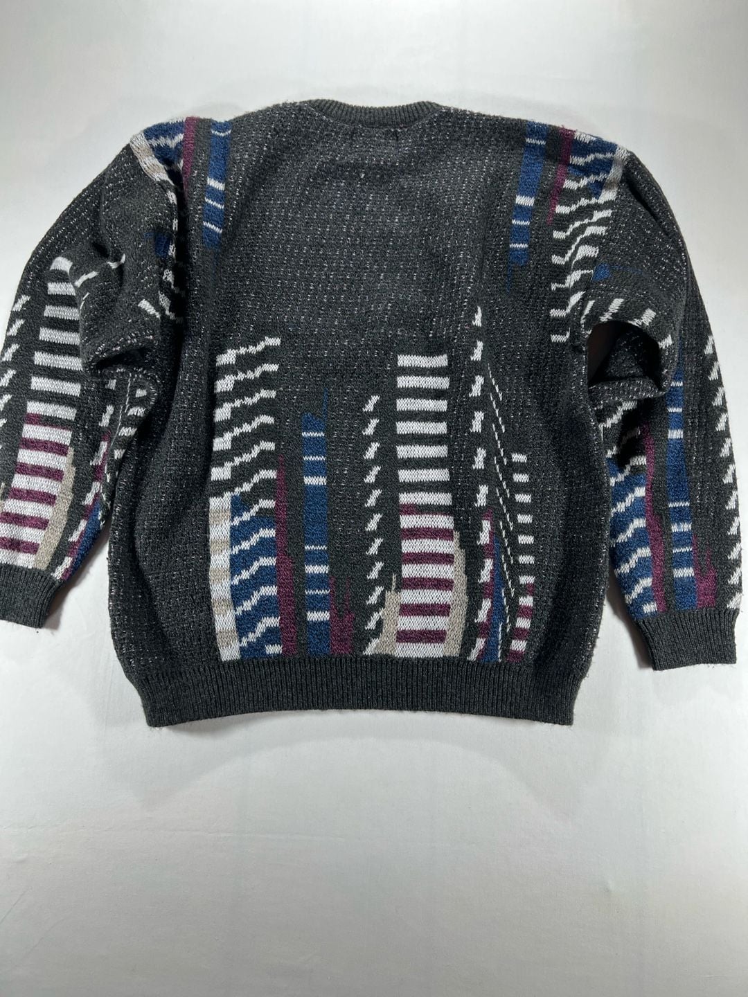 Jantzen Vintage 90s Abstract Geometric Knit Sweater Size L Charcoal 3